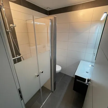 Haus Zur - 1 - Gruzdz Apartment Prerow