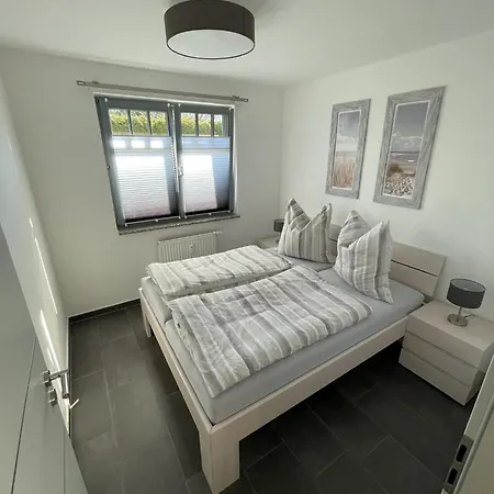Apartment Haus Zur - 1 - Gruzdz Prerow