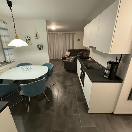 Apartamento Haus Zur - 1 - Gruzdz